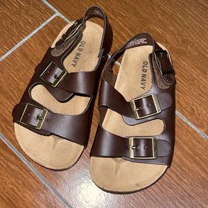 Old Navy boy sandals